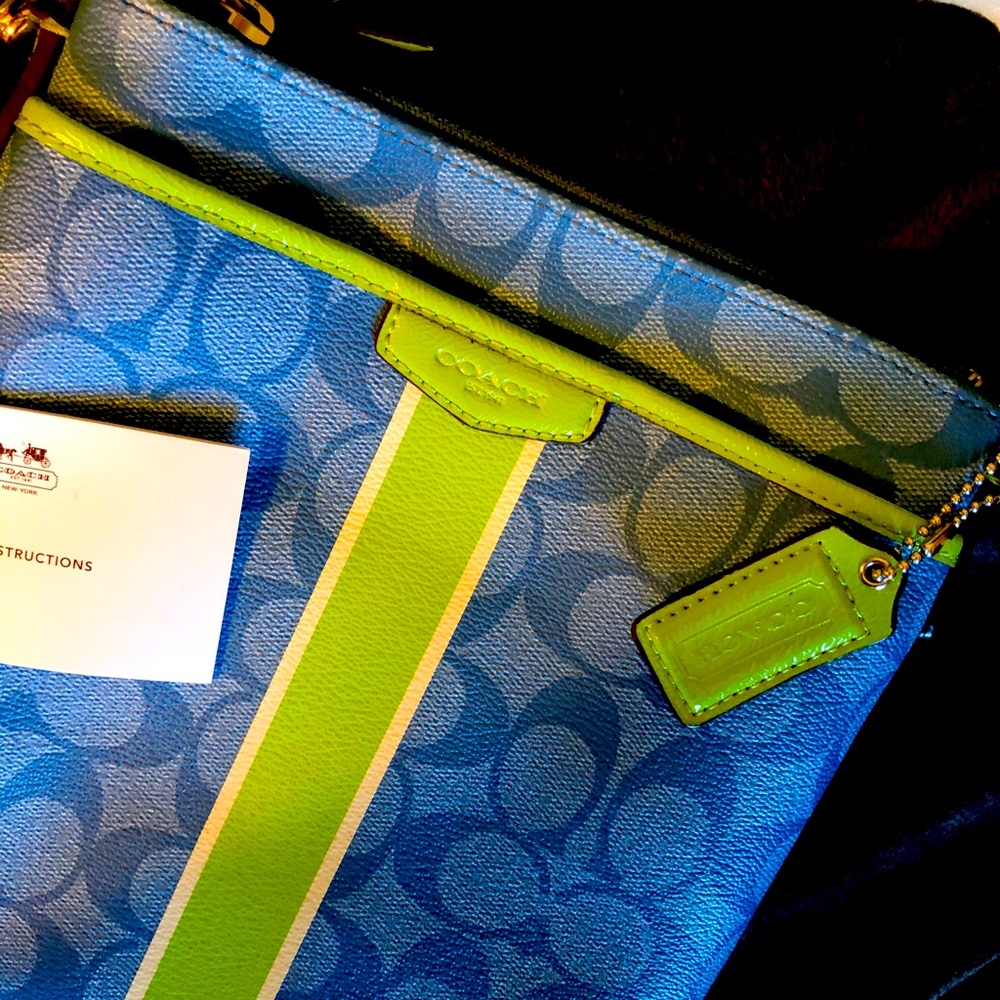 NWOT Authentic COACH Crossbody
